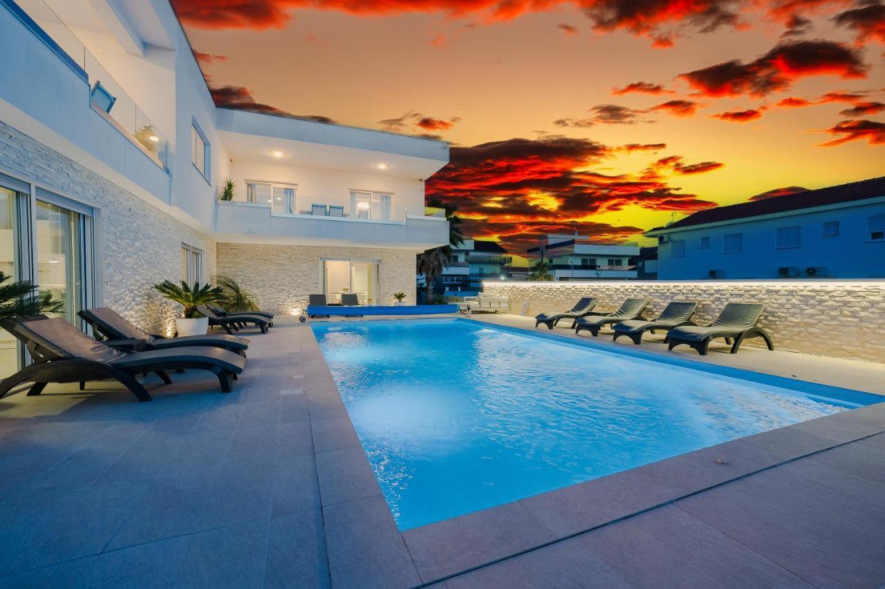 Luxury Apartments Marija ซูโกชัน ภายนอก รูปภาพ